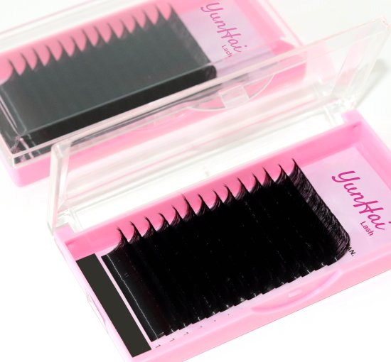 Velvet Lash Trays